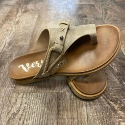 Very G women Carina Sandal in Cream