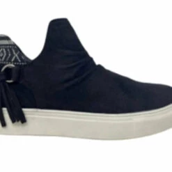 Very G women Whisper Slip On in Black