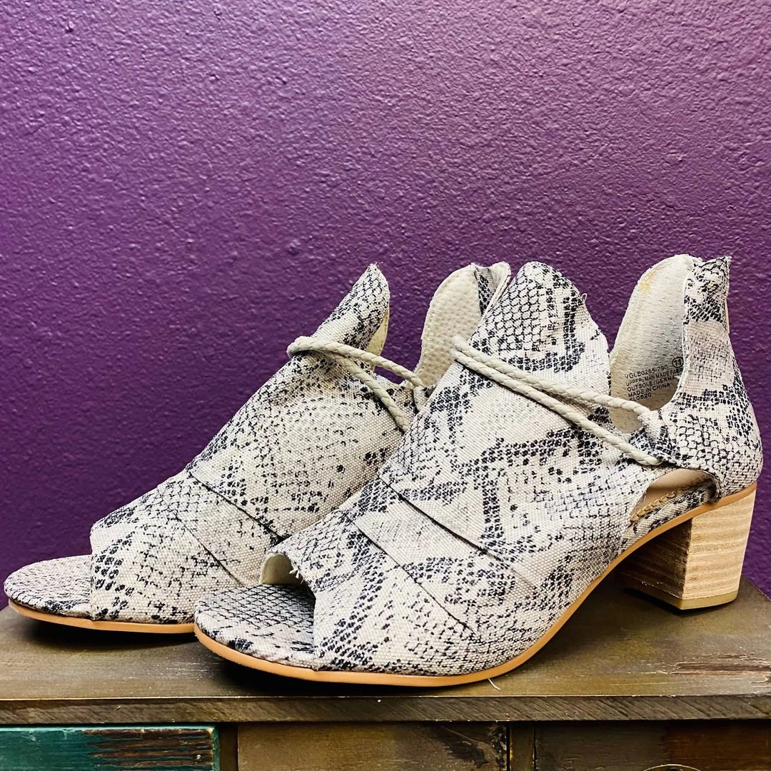 Very G women Sillian Peep Toe Booties in Cream 1 Very G women Sillian Peep Toe Booties in Cream